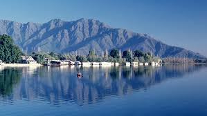 Nigeen Lake